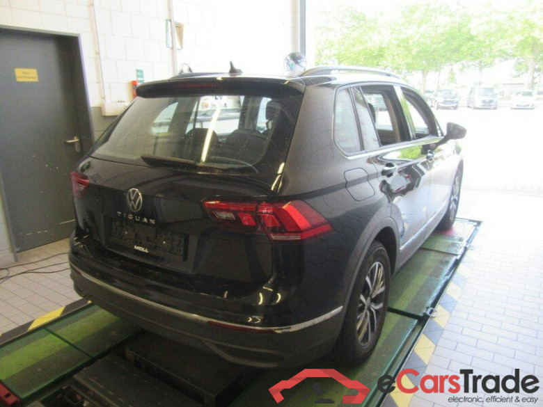 Volkswagen Tiguan (AX1)(07.2020->2024) DE - SUV5 1.5 TSI BMT/Start-Stopp EU6d, Life OPF, (Facelift) 2020 - 2023 #3