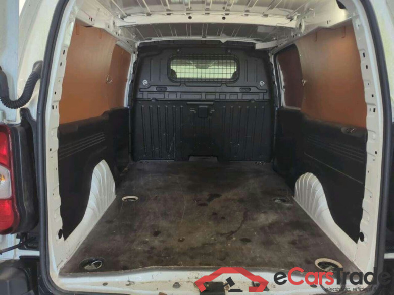 CITROEN Berlingo 1.2 P.T. Club XL #6