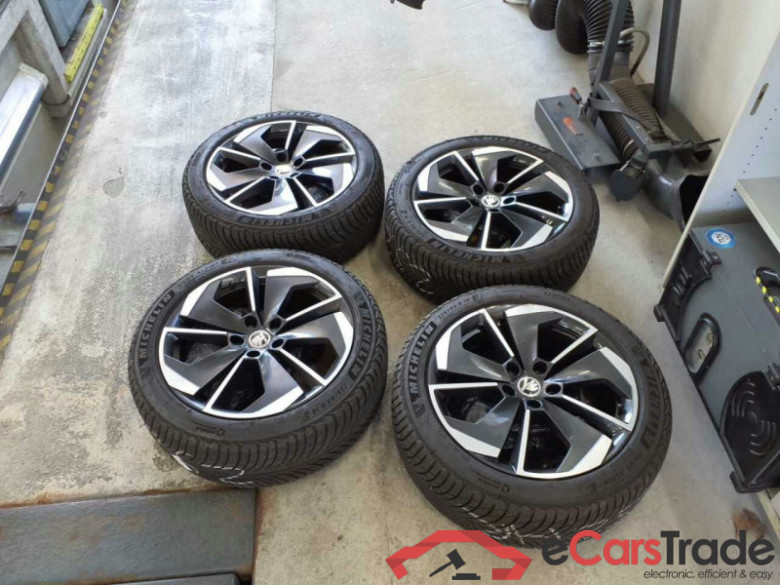 Skoda Octavia Combi (NX5)(01.2020->) DE - Kb5 2.0 TSI EU6d, RS Plus OPF, 2020 - 2022 #5