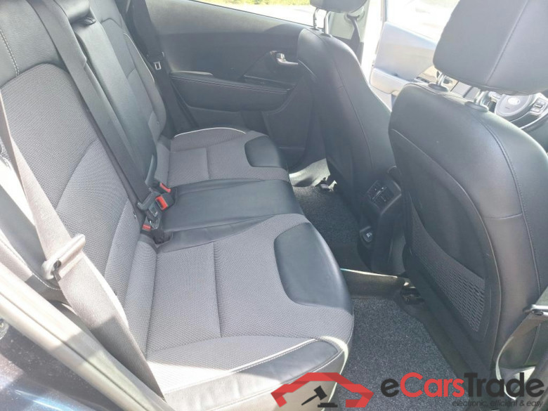 KIA E-NIRO 64 kWh More #6