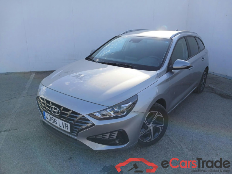 HYUNDAI i30 / 2020 / 5P / familiar 1.6 CRDI 85kW (116CV) Klass LRR #1