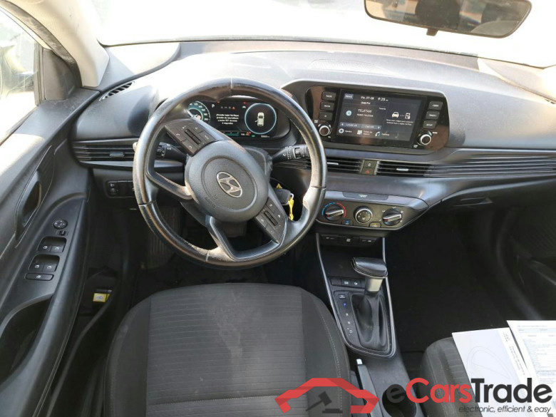 HYUNDAI i20 / 2020 / 5P / berlina con portón 1.0 TGDI 74kW (100CV) 48V Klass DCT #3