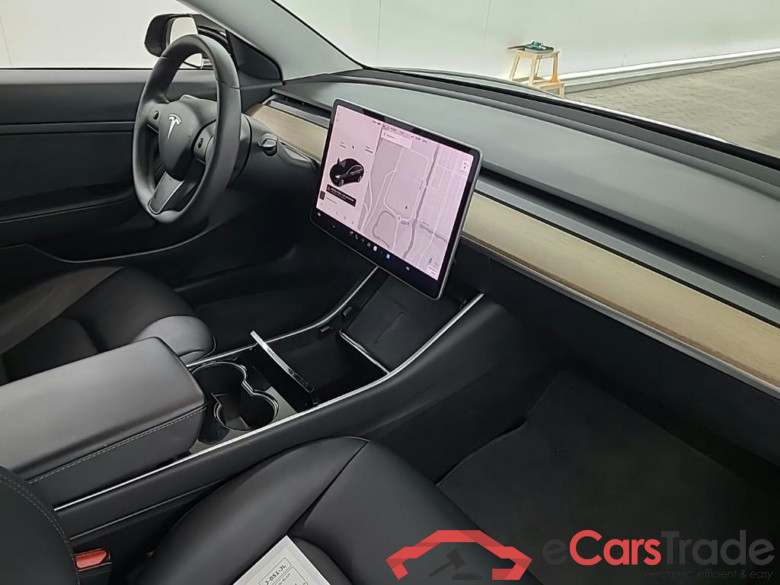 Tesla Model 3 Standard Range Plus RWD 4D 225kW #6