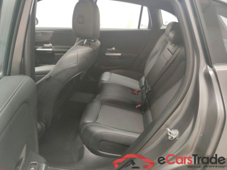 Mercedes-Benz EQA EQA 250 Business Solution Luxury 5d #3