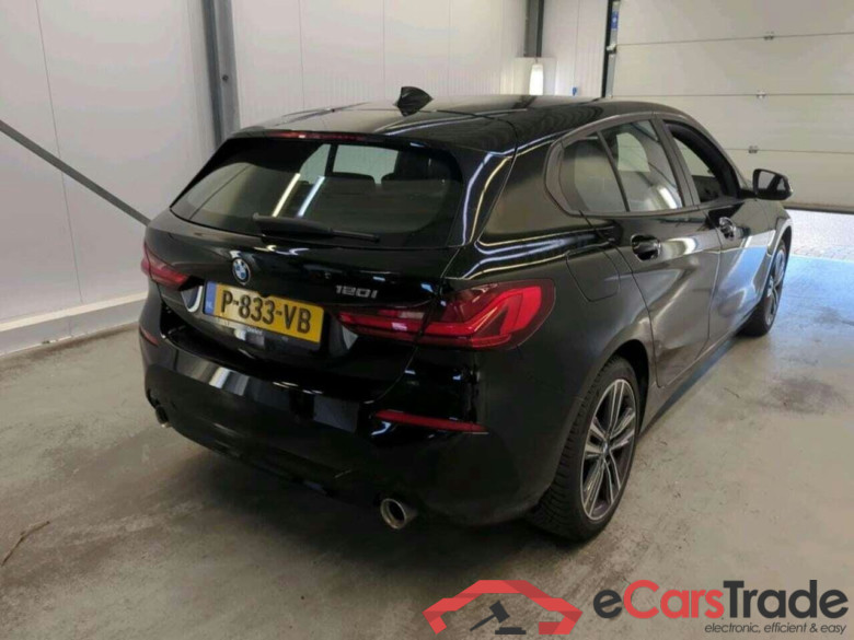 BMW 1-serie 120i Executive Ed. #2
