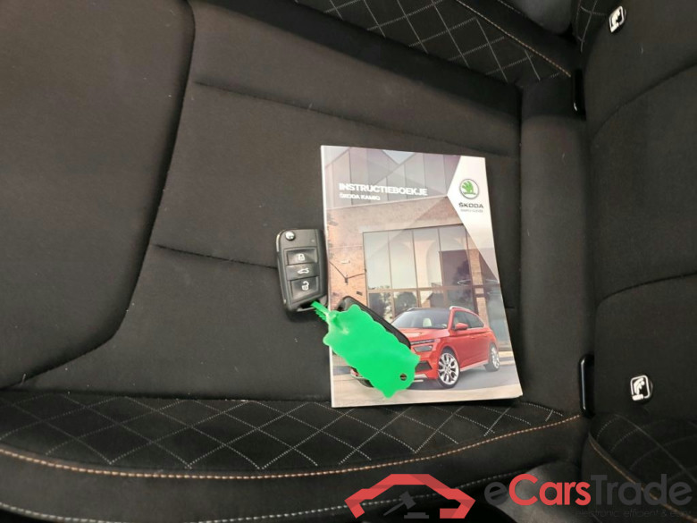 Škoda Kamiq 1.0 TSI Greentech 81kW Ambition 5d #4