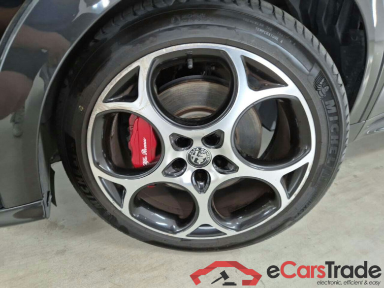 ALFA-ROMEO TONALE 1.5 MHEV VELOCE AUT. #6