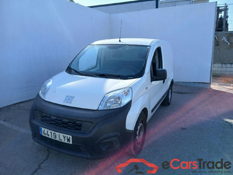 FIAT Fiorino / 2016 / 3P / furgón derivado de turismo Cargo Base N1 1.3 MJet 70 kW (95 CV) #1