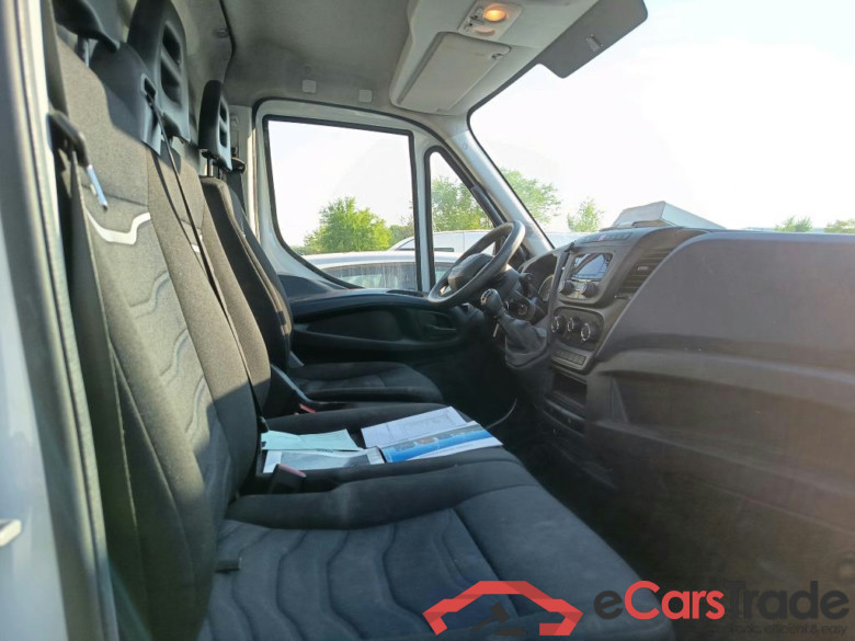 IVECO Daily / 2019 / 4P / furgón 2.3 TD 35S 16 V 3520L/H3 13,4 M3 #6