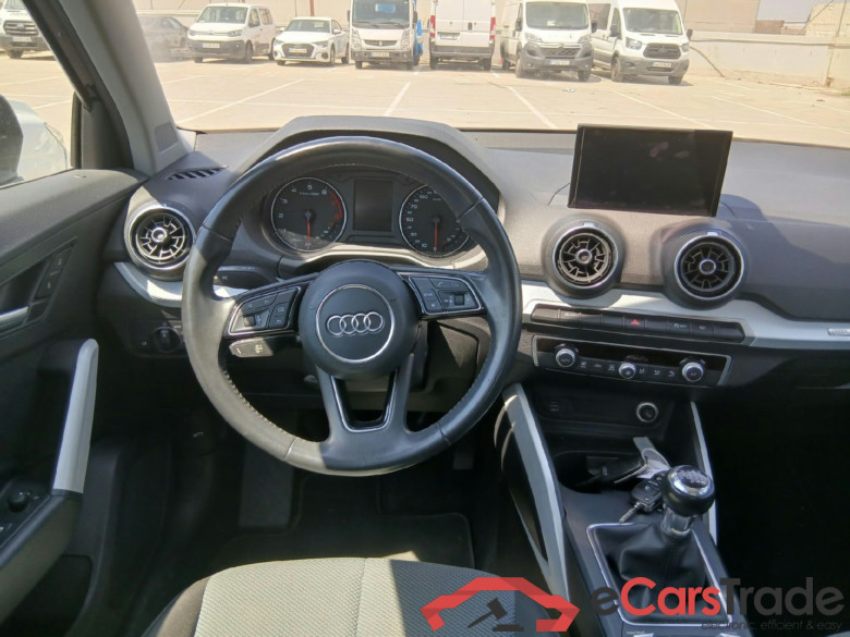 AUDI Q2 / 2016 / 5P / todoterreno Design 30 TFSI 85kW (116CV) #3