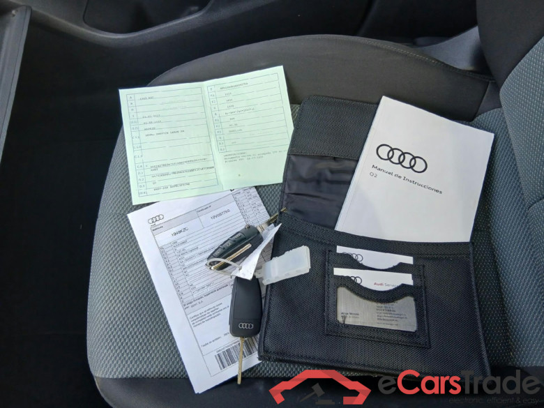 AUDI Q2 / 2016 / 5P / todoterreno Design 30 TFSI 85kW (116CV) #4