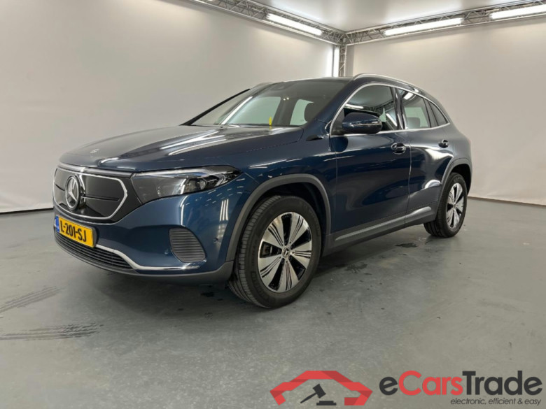 MERCEDES-BENZ EQA 250 Business Solution Luxury 67 kWh
