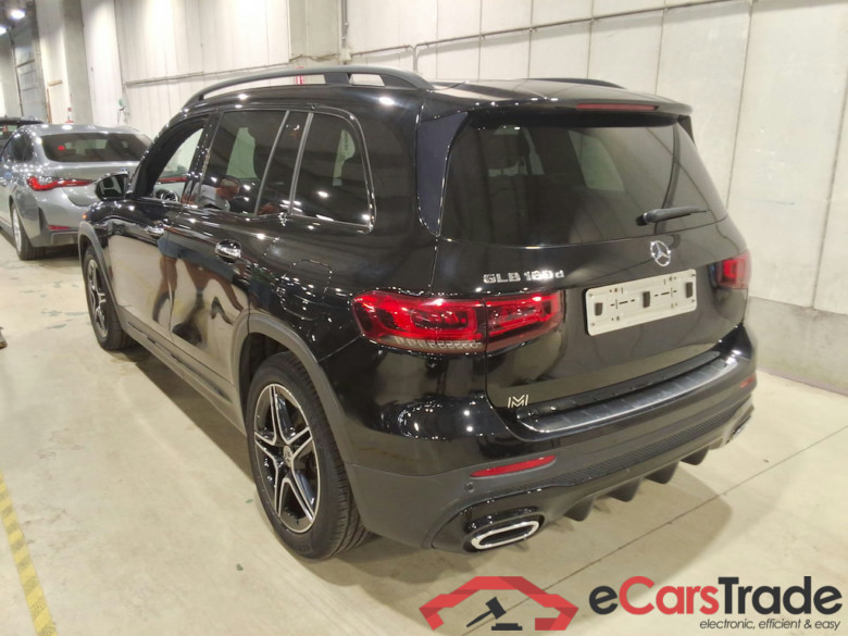 MERCEDES-BENZ GLB 2.0 GLB 180 D DCT #2