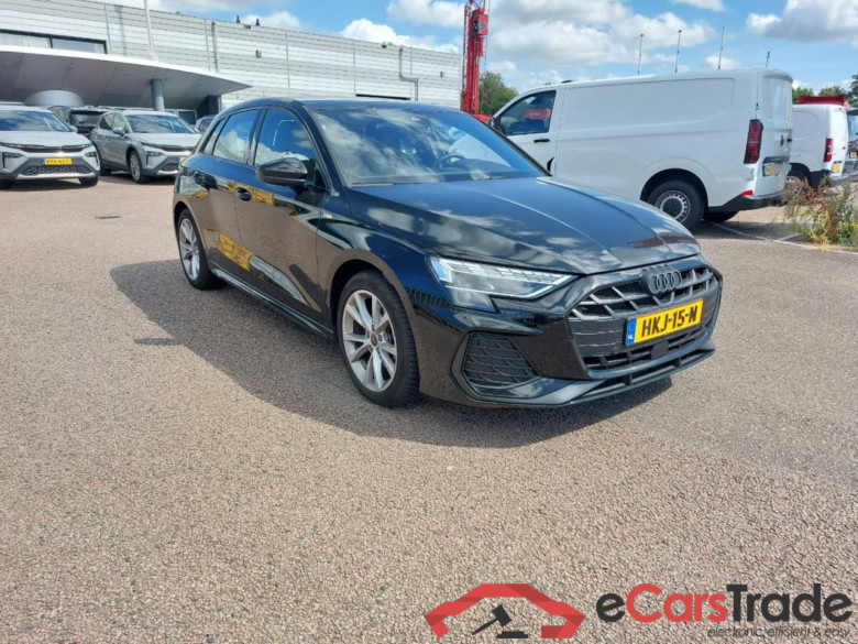AUDI A3 SPORTBACK 30 TFSI S edition #2