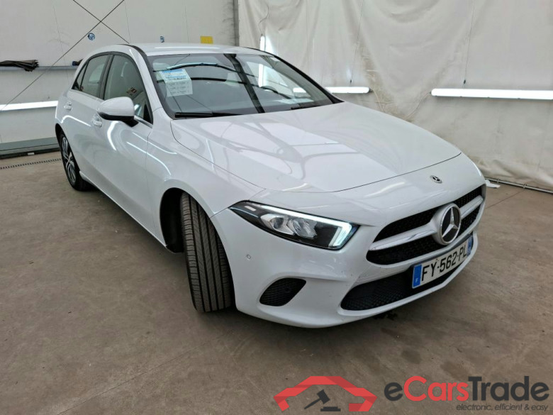 MERCEDES-BENZ Classe A Compact / 2018 / 5P / Berline A 180 d Business Line 8G-DCT #4
