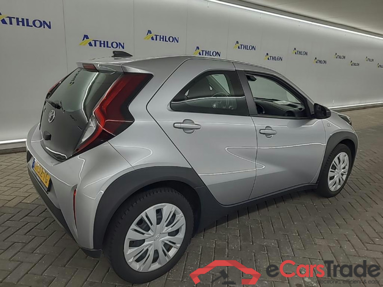 TOYOTA Aygo X 1.0 VVT-I MT play 5D 53kW #3