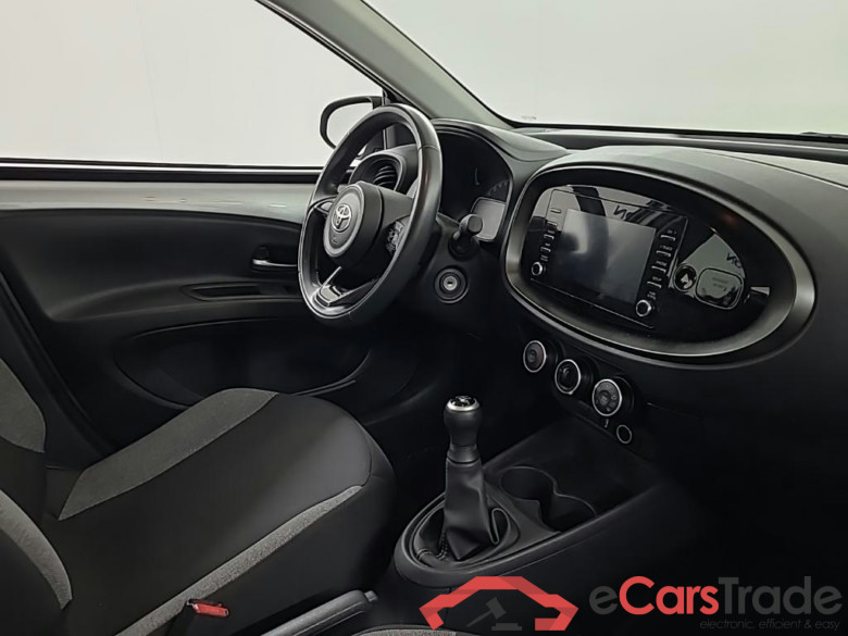 TOYOTA Aygo X 1.0 VVT-I MT play 5D 53kW #6