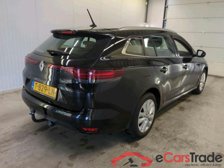 RENAULT Mégane Estate 1.3 TCe140 Equilibre #2