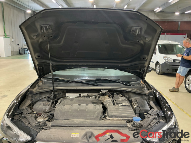 AUDI Q3 SPORTBACK 2.0 35 TDI S TRONIC BUSINESS EDITION #6
