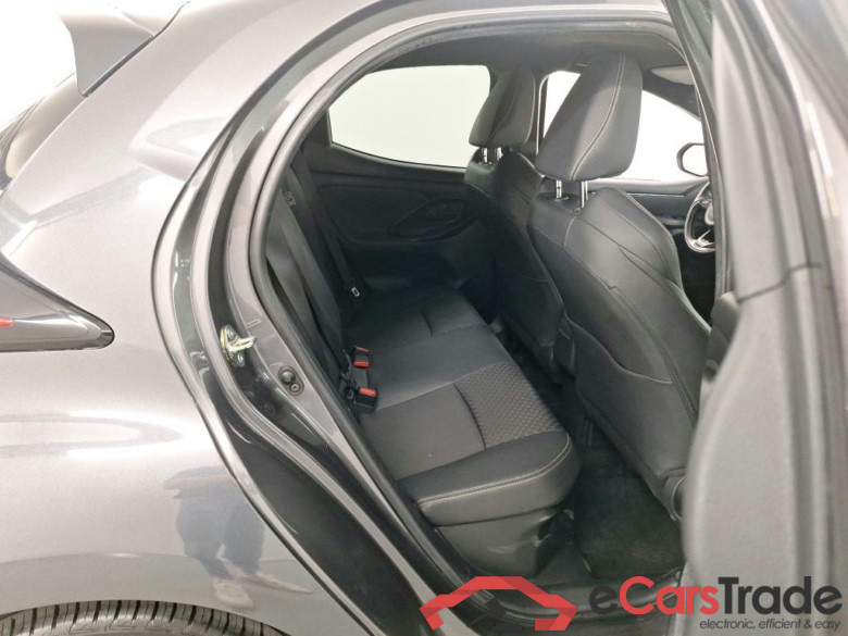 TOYOTA YARIS 1.5 VVT-I HEV STYLE E-CVT #6