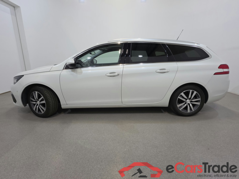 Peugeot 308 SW 1.2 PureTech Allure Aut. LED Display 1/2 Leather Camera Klima PDC ... #2