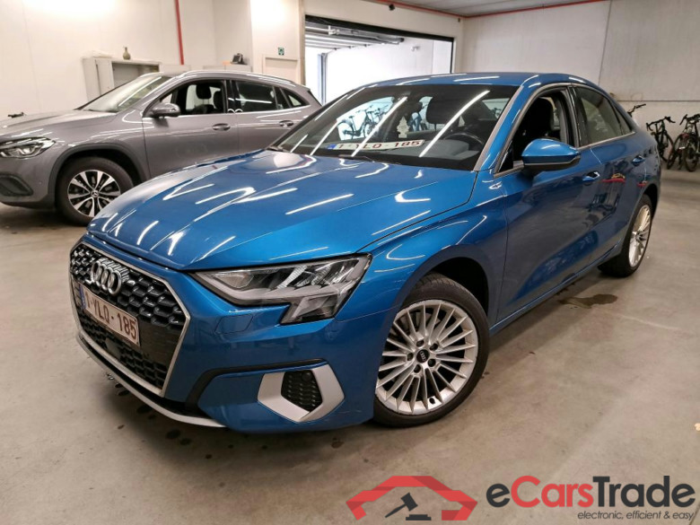 AUDI - AUD A3 BERLINE 30 TDi 116PK Advanced Pack Business #1