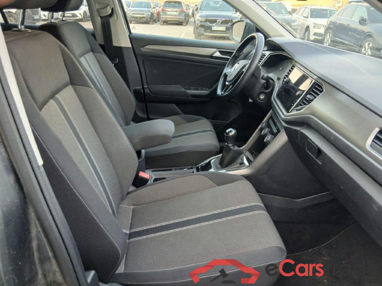 VOLKSWAGEN T-Roc / 2017 / 5P / todoterreno Advance 2.0 TDI 85kW (115CV) #6