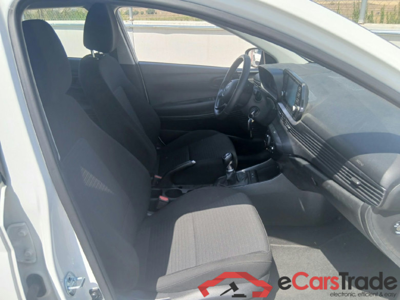 HYUNDAI i20 / 2020 / 5P / berlina con portón 1.0 TGDI 74kW (100CV) Klass #6