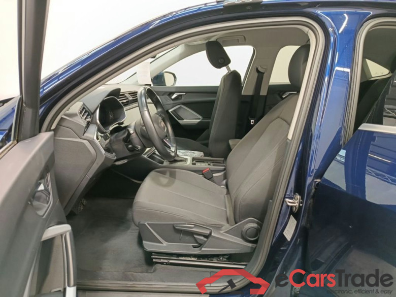 Audi Q3 Sportback 35 TDI S tronic Business Edition 5d #3