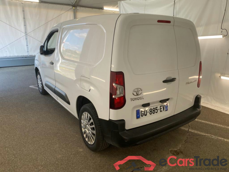 TOYOTA Proace City / 2019 / 4P / Fourgonnette 1.5 Medium 100 D-4D Business #2