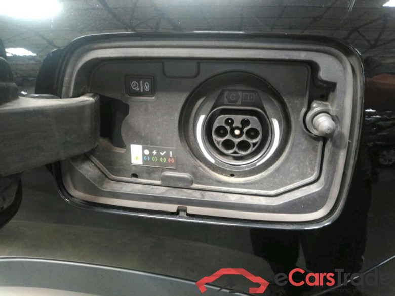 CITROEN C5 Aircross / 2018 / 5P / SUV Hybrid 225 ë-EAT8 Shine #2