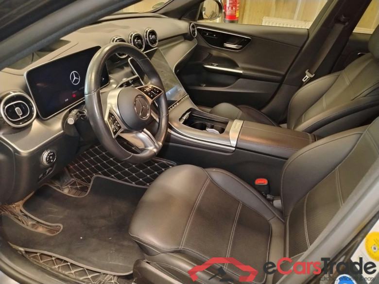MERCEDES-BENZ C-Klasse C 300 d 9G-TRONIC 4Matic Avantgarde 4d 195kW #4