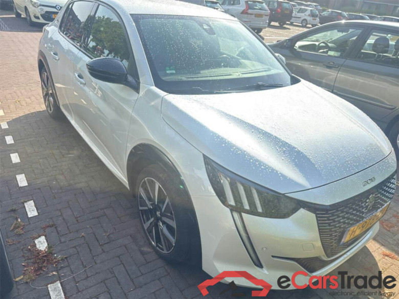 PEUGEOT 208 1.2 PureTech GT-Line #2
