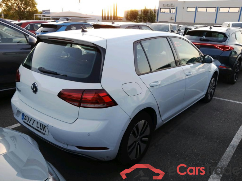 VOLKSWAGEN Golf / 2016 / 5P / berlina con portón e-Golf ePower 110 kW (136CV) #2