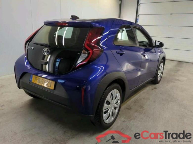 TOYOTA Aygo X 1.0 VVT-i MT Play #2