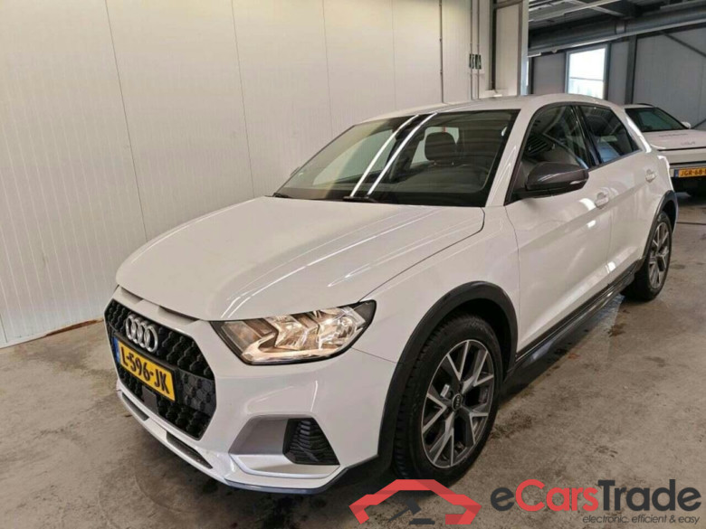 AUDI A1 citycarver 30 TFSI epic