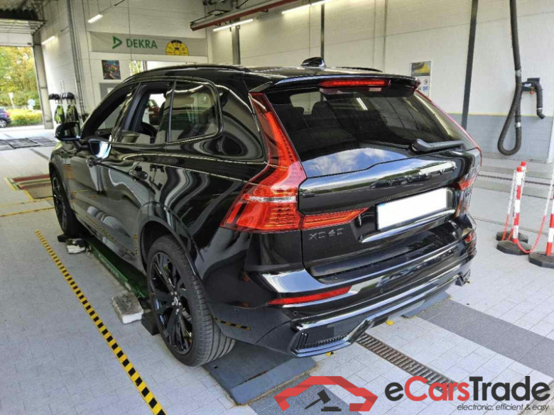 Volvo XC60 (03.2017->) DE - SUV5 B5 (Benzin) AWD EU6d, Plus Black Edition Mild-Hybrid, (Facelift) 2023 #4