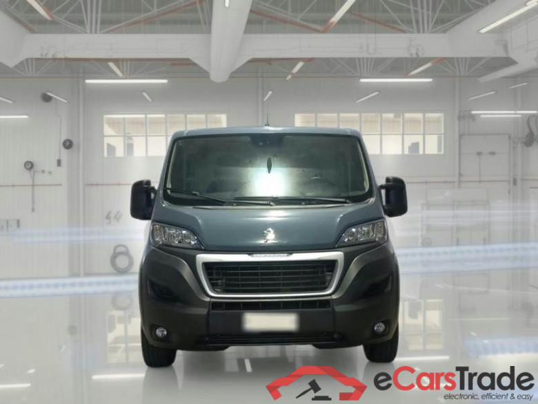 PEUGEOT BOXER / 2014 / 4P / FURGONE 330 L1H1 2.2 BLUEHDI 120CV SeS #6