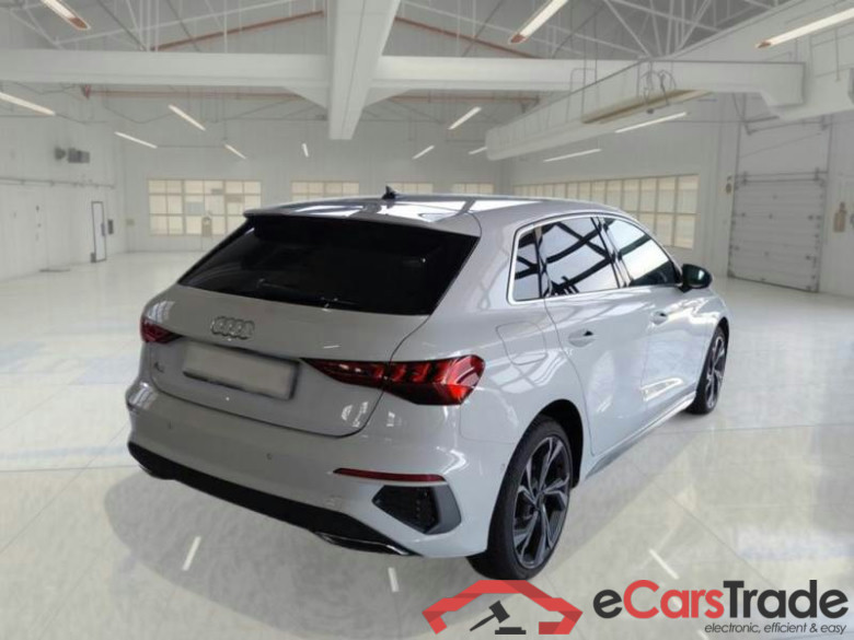 AUDI A3 / 2020 / 5P / BERLINA 40 TFSI E S TRONIC S LINE EDITION S.BACK #2