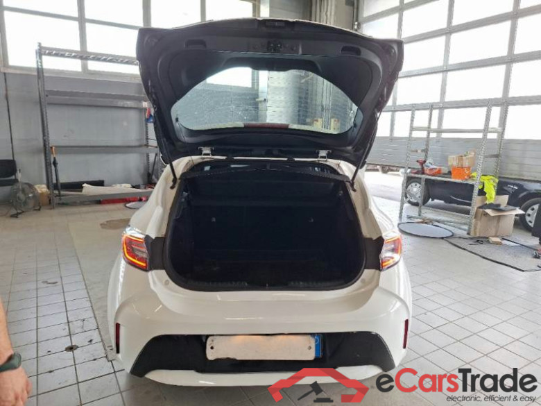 TOYOTA COROLLA / 2019 / 5P / BERLINA 1.8 HYBRID ACTIVE #5