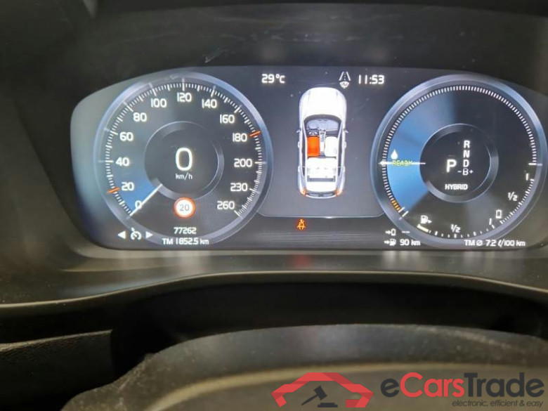VOLVO XC40 / 2017 / 5P / SUV T5 PLUG-IN HYBRID AUTO RECH INSCRIP EXPR #4