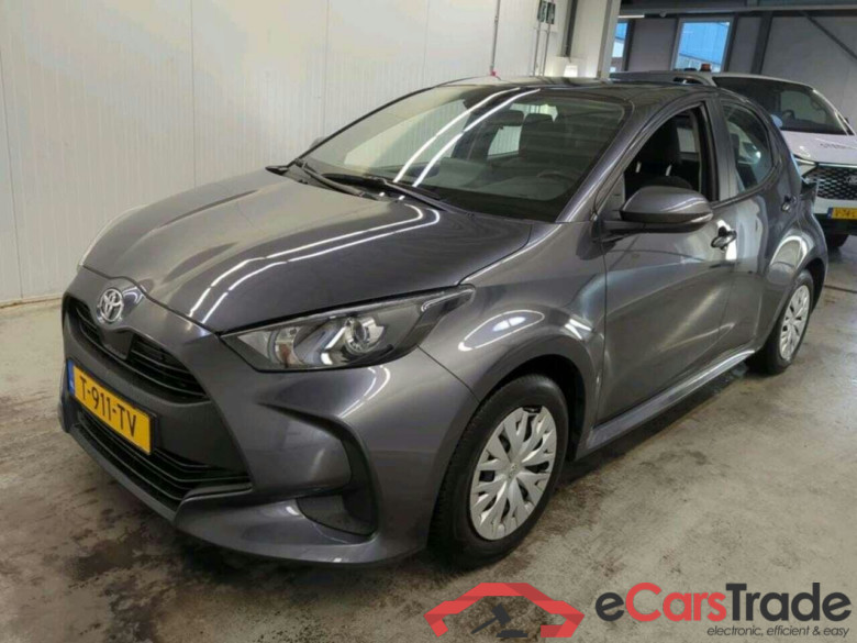 TOYOTA Yaris 1.5 VVT-i Active