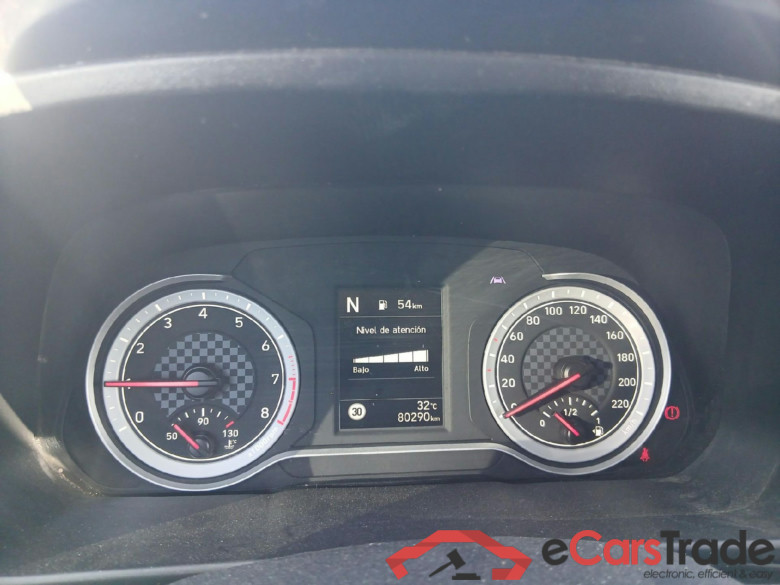 HYUNDAI i20 / 2020 / 5P / berlina con portón 1.0 TGDI 74kW (100CV) 48V Essence #4