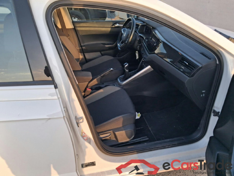 VOLKSWAGEN Polo / 2021 / 5P / berlina con portón Life 1.0 TSI 70kW (95CV) #6