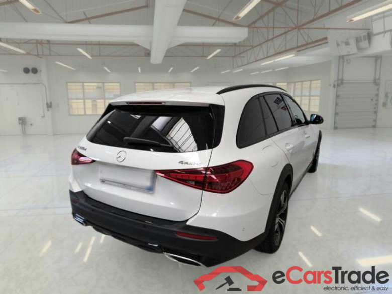 MERCEDES-BENZ CLASSE C / 2021 / 5P / STATION WAGON C 220 D 4MAT ALL TERRAIN ADVANCED PLUS #2