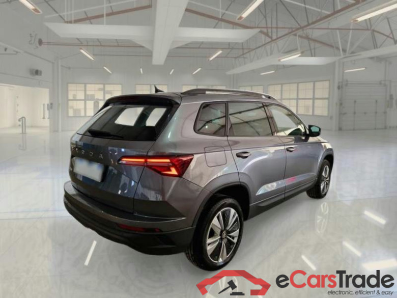 SKODA KAROQ / 2017 / 5P / SUV 2.0 TDI 85KW EVO SCR EXECUTIVE DSG #2