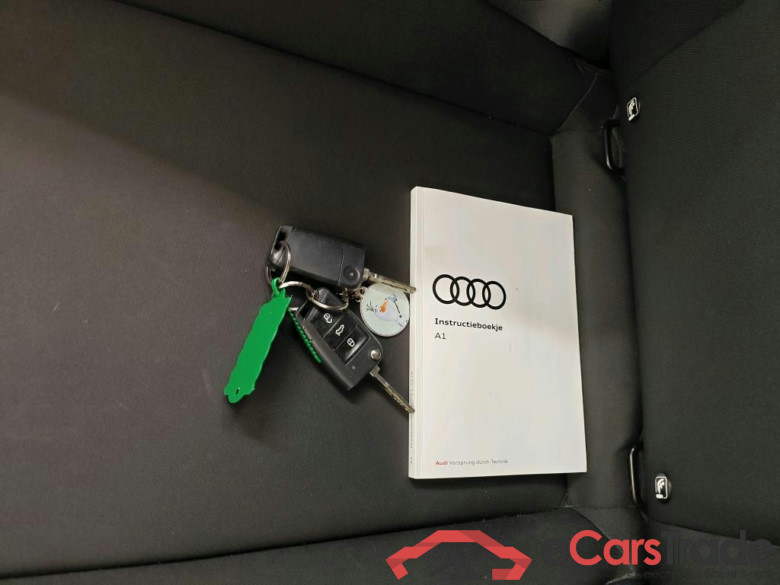 Audi A1 Sportback 25 TFSI epic 5d #4