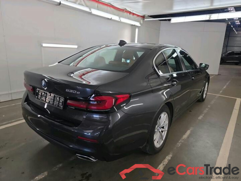 BMW 5 Reeks Berline 5 Reeks Berline 530e 215kW (PHEV) 215kW/292pk  4D/P Auto-8 #4