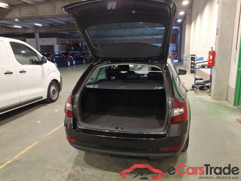 SKODA OCTAVIA COMBI - 2017 1.5 TGI G-TEC Ambition DSG CNG #3