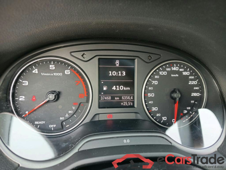 AUDI Q2 / 2016 / 5P / todoterreno Design 30 TFSI 85kW (116CV) #4